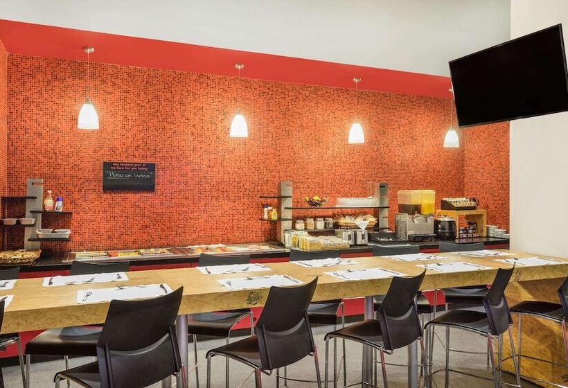 فندق Ramada Encore By Wyndham San Luis Potosi