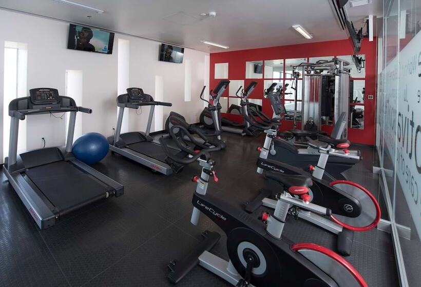 فندق Ramada Encore By Wyndham San Luis Potosi