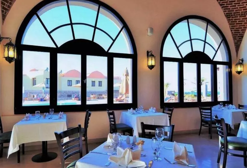 فندق Rohanou Beach Resort