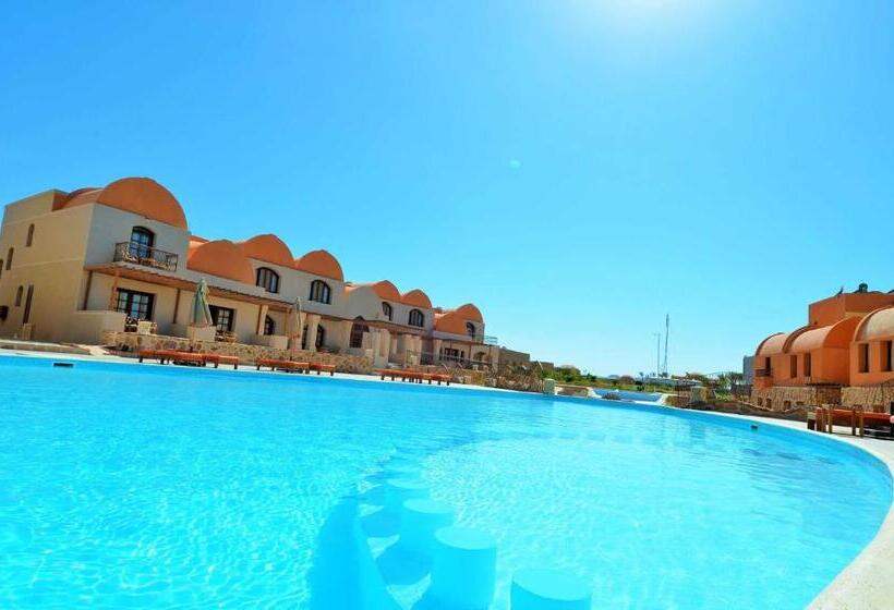 هتل Rohanou Beach Resort