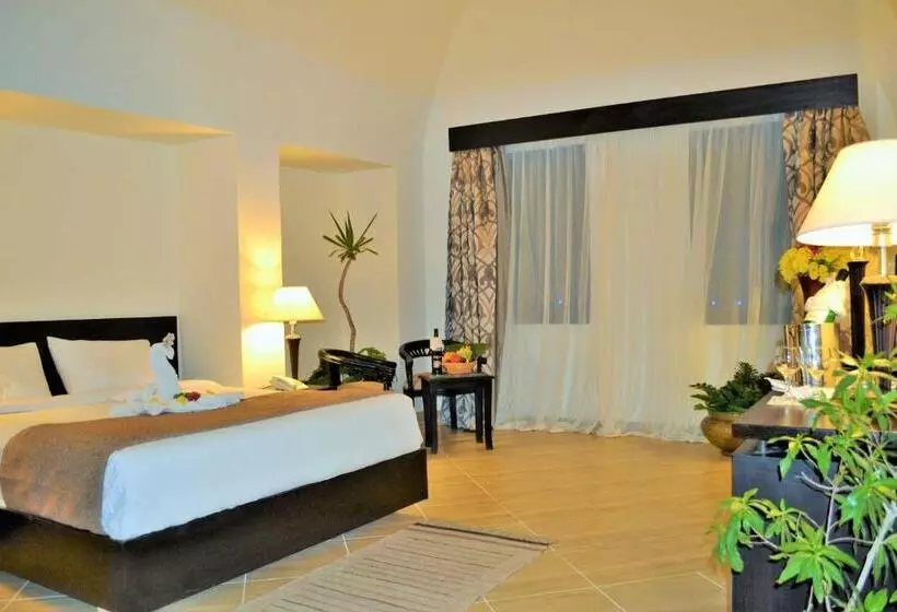 فندق Rohanou Beach Resort