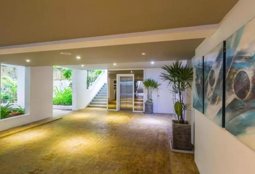 Hotelli Sansuri Resort