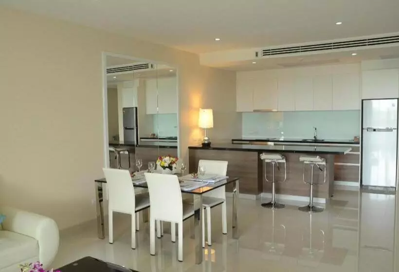 Hotelli Sansuri Resort