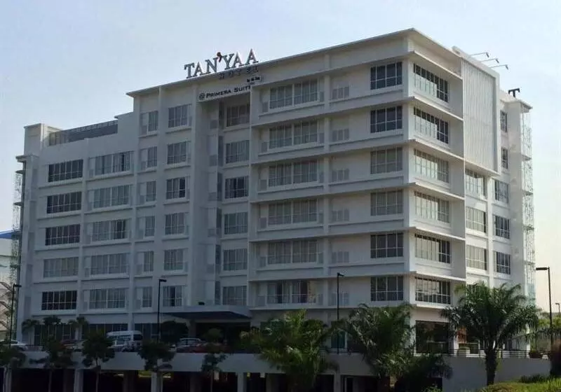 Отель Primera Suite