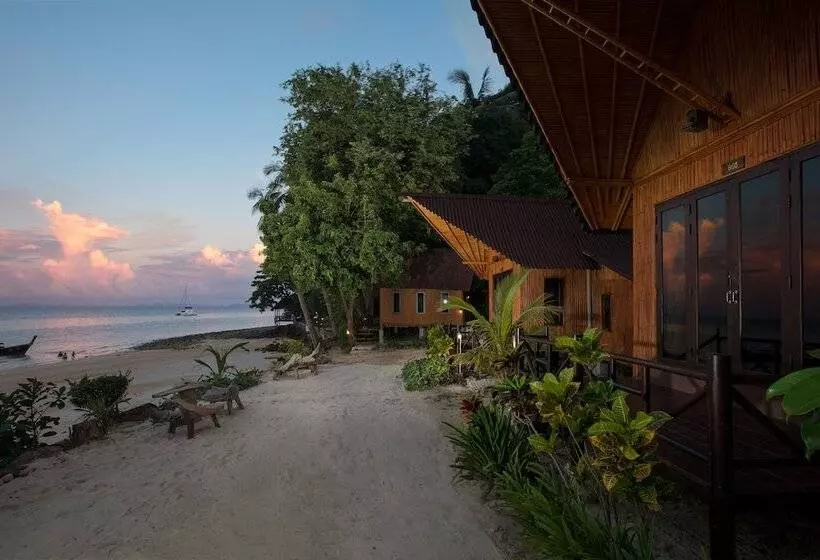 Otel The Cove Phi Phi