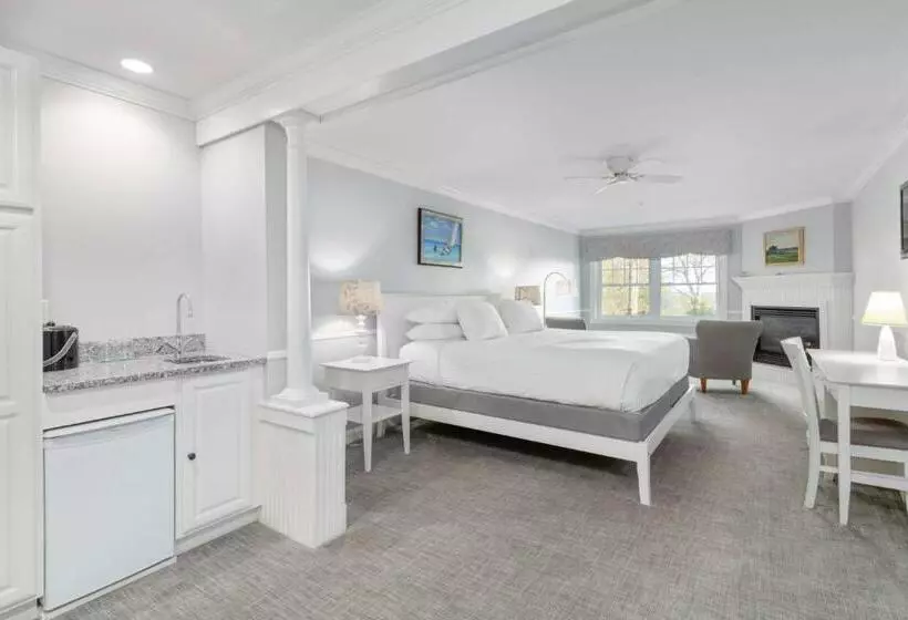 호텔 The Inn At Ocean's Edge