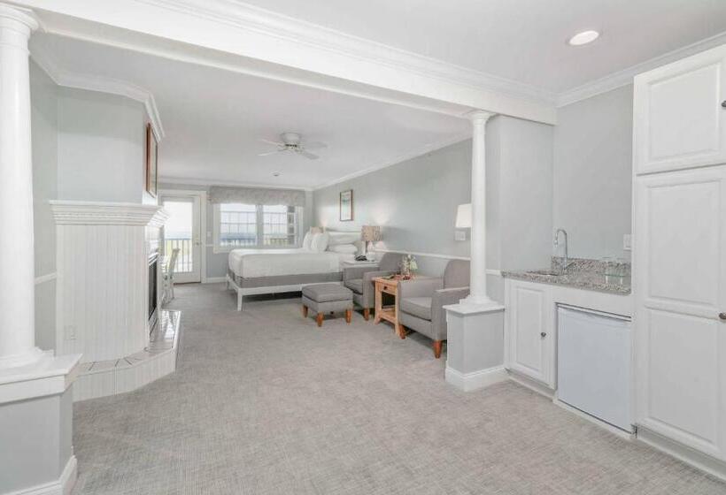 호텔 The Inn At Ocean's Edge