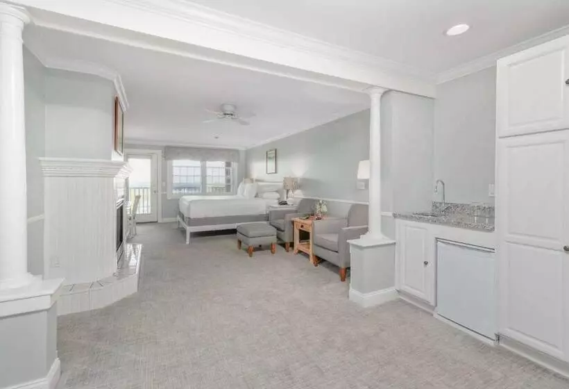 호텔 The Inn At Ocean's Edge