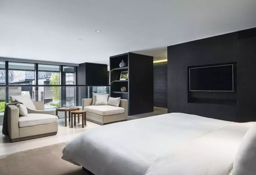 בית מלון כפרי The Temple House