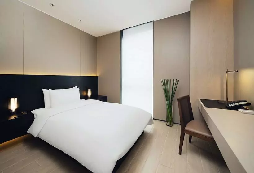 בית מלון כפרי The Temple House