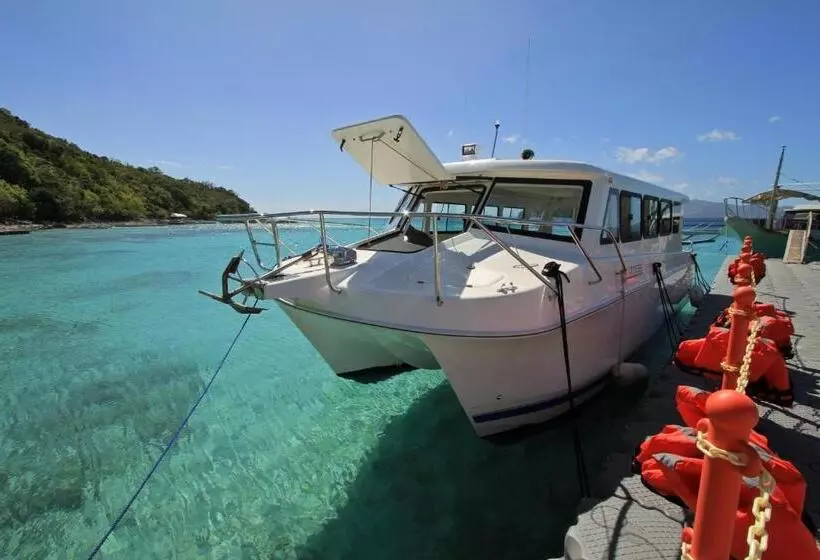 Отель Two Seasons Coron Island Resort