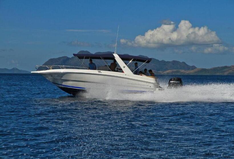 Отель Two Seasons Coron Island Resort