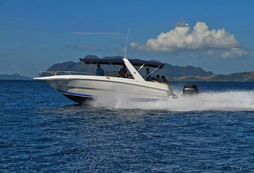 Отель Two Seasons Coron Island Resort