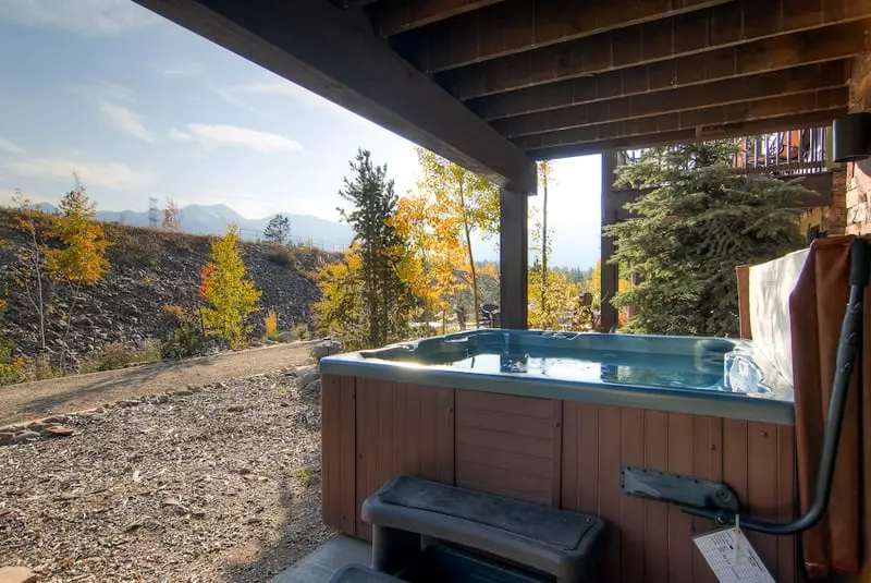 هتل Vista Point Home By Pinnacle Lodging