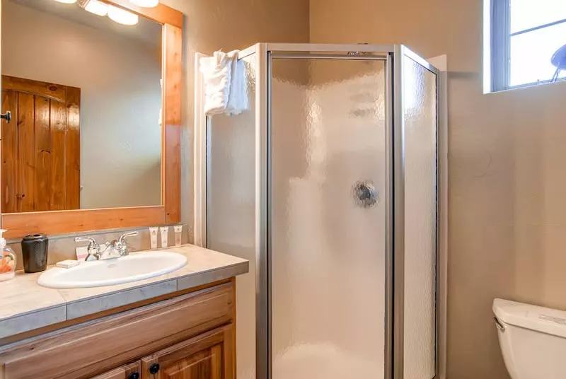 هتل Vista Point Home By Pinnacle Lodging