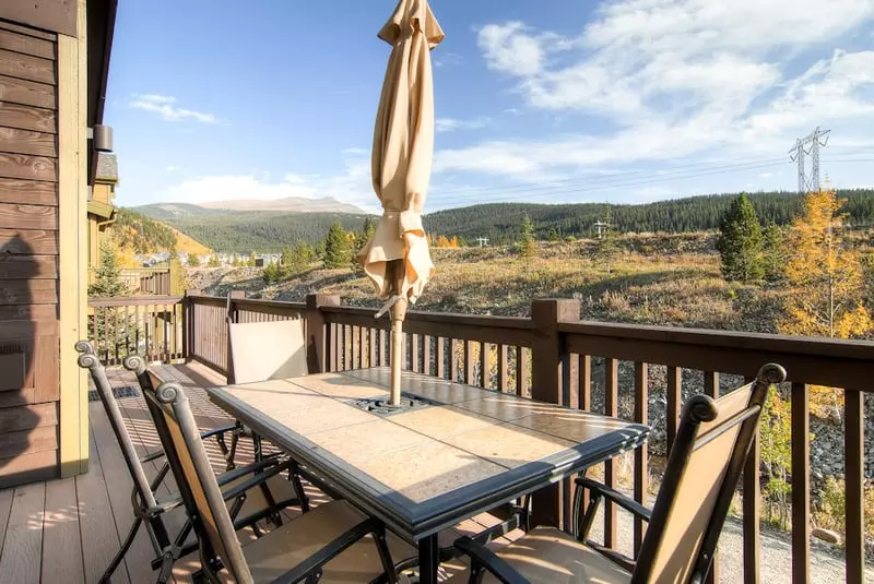 هتل Vista Point Home By Pinnacle Lodging