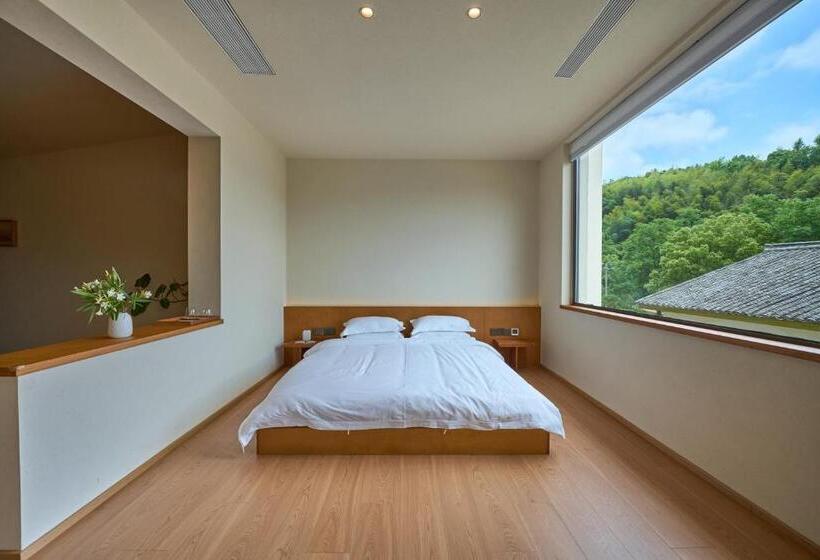 בית מלון כפרי Mountain And Autumn Homestay