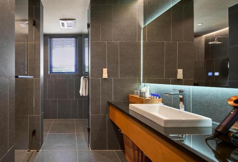 בית מלון כפרי Mountain And Autumn Homestay