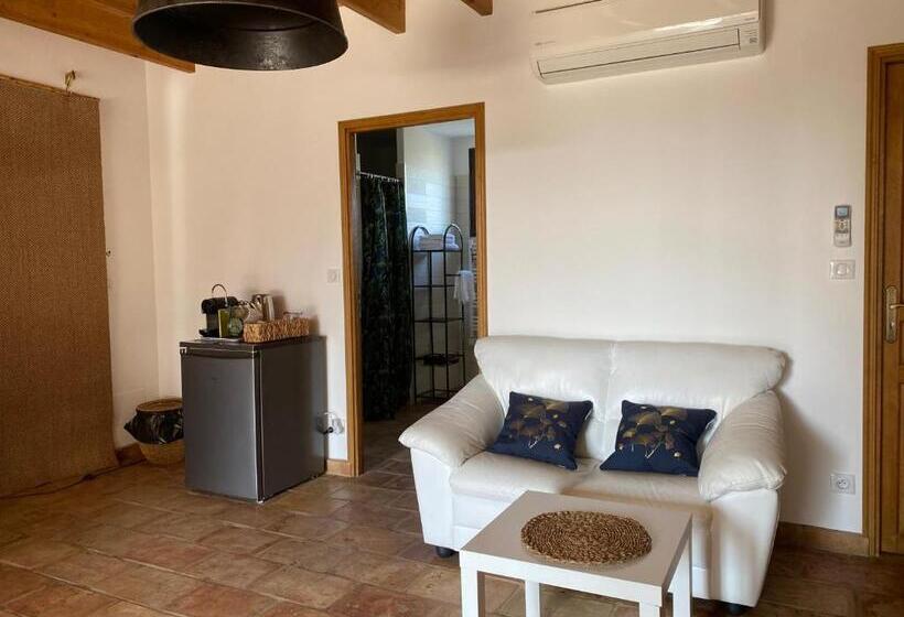 ベッドアンドブレックファースト Bella Vida