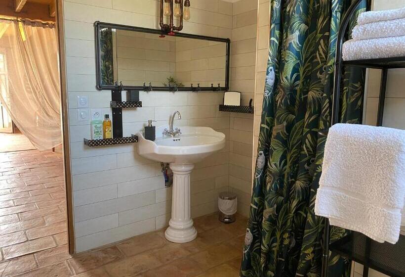 ベッドアンドブレックファースト Bella Vida