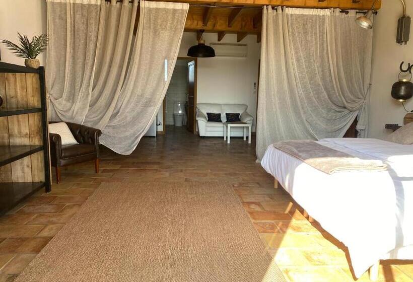 ベッドアンドブレックファースト Bella Vida