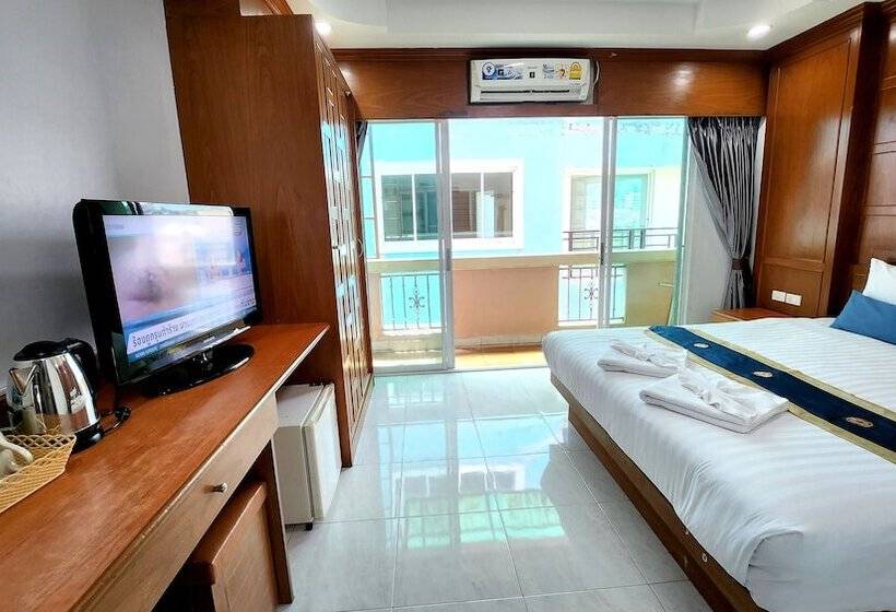 فندق Chalita House