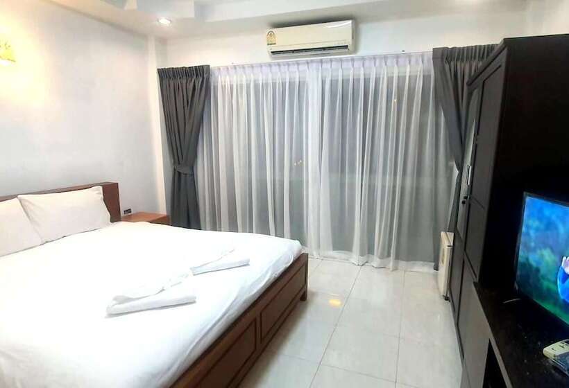 فندق Chalita House