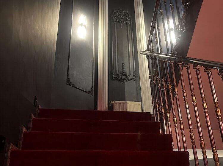 هتل Golden Time İncek