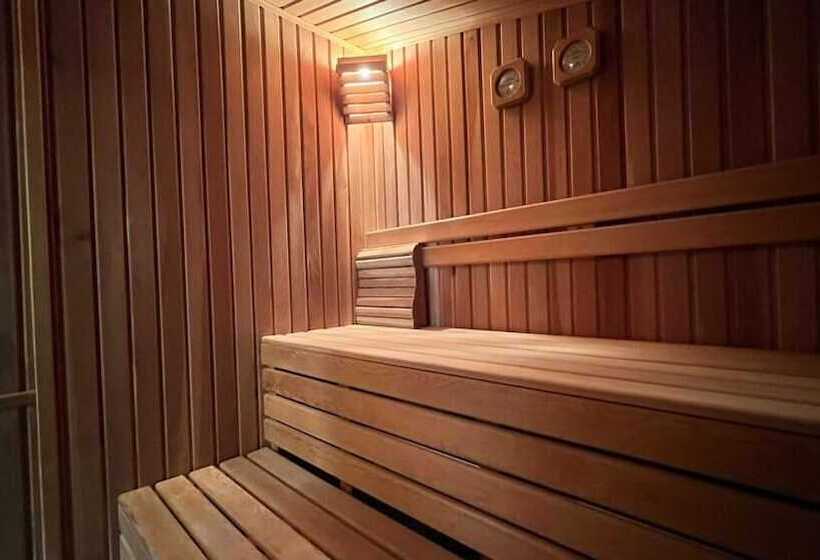 هتل Golden Time İncek