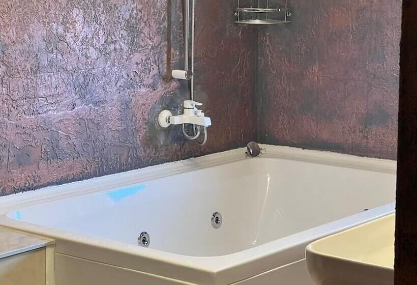 هتل Golden Time İncek