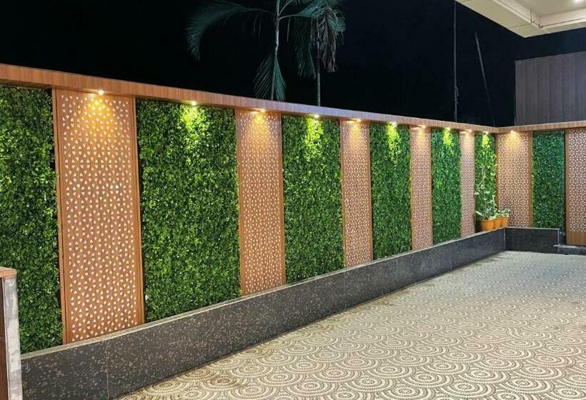 Hotell Sarovar Residency