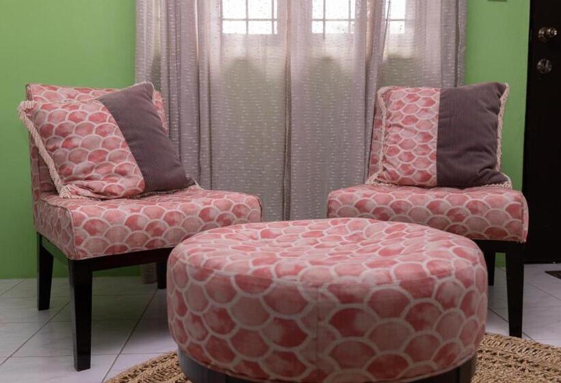 تختخواب و صبحانه Blu Vista Cottages