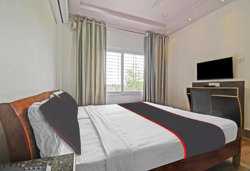 בית מלון כפרי Collection O 809269 The Grand Megha Resort