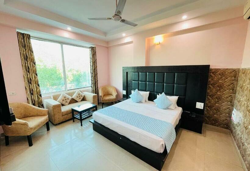 호텔 Grand Continental @ Har Ki Pauri Haridwar