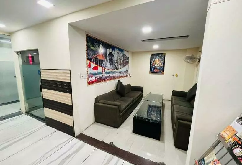 Hotelli Grand Continental @ Har Ki Pauri Haridwar