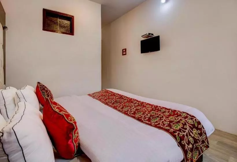 ホテル Royal Hameed