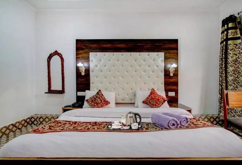 ホテル Royal Hameed