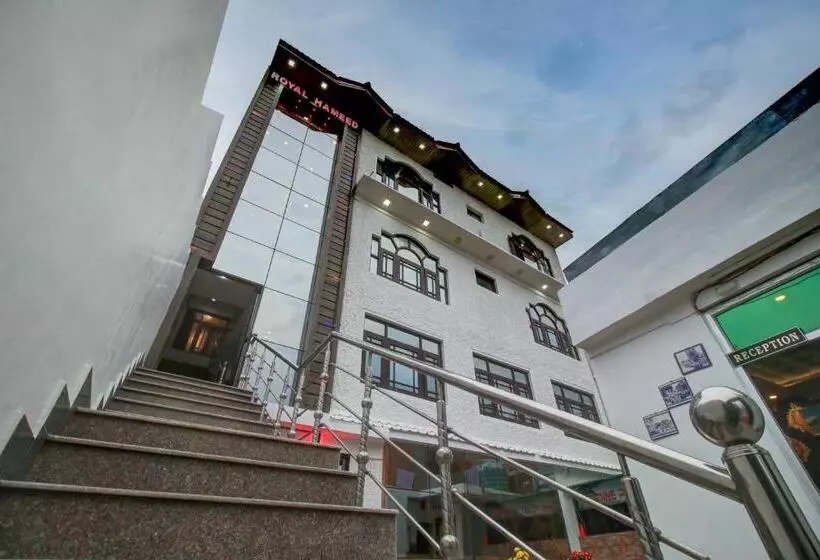 ホテル Royal Hameed