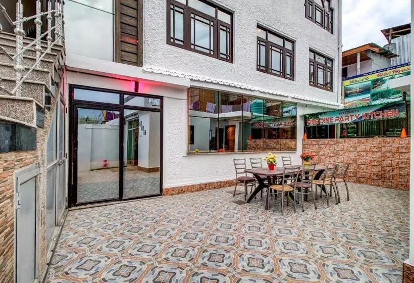 ホテル Royal Hameed