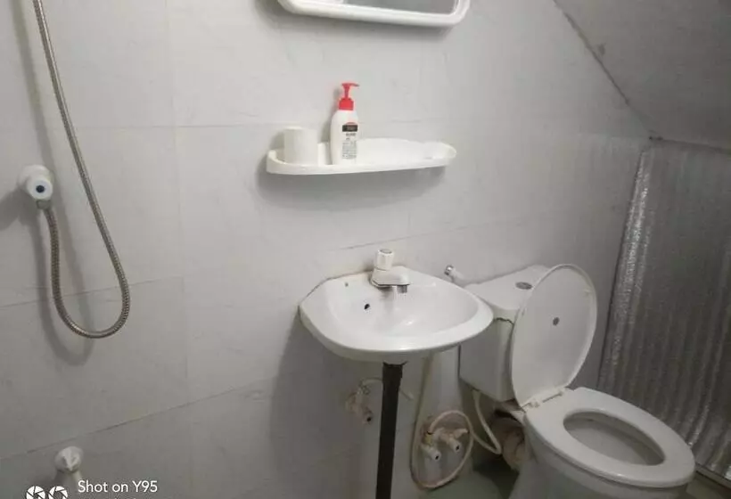 Majatalo Easy Guest Room