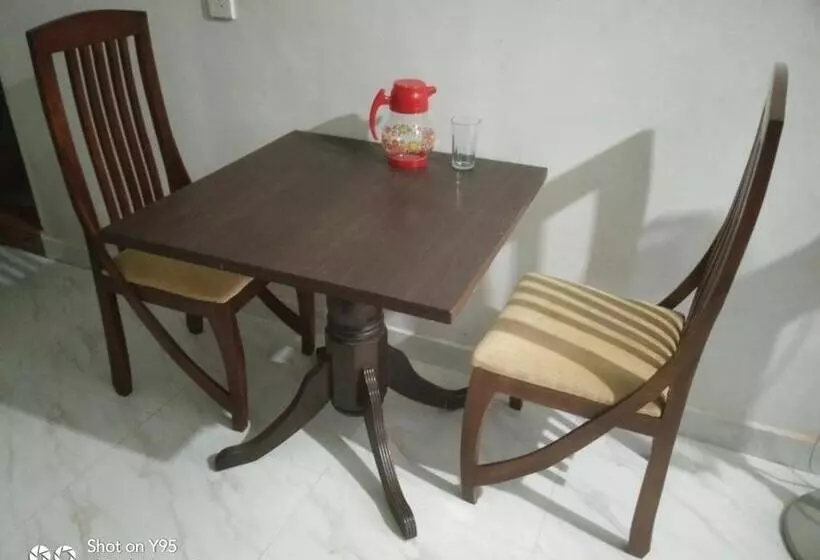 Majatalo Easy Guest Room