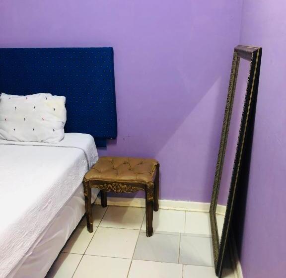 تختخواب و صبحانه Amogelang Guesthouse & Suites