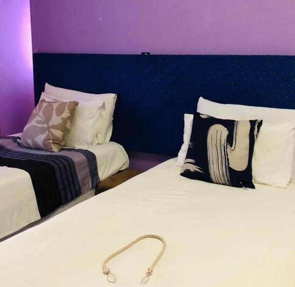 تختخواب و صبحانه Amogelang Guesthouse & Suites