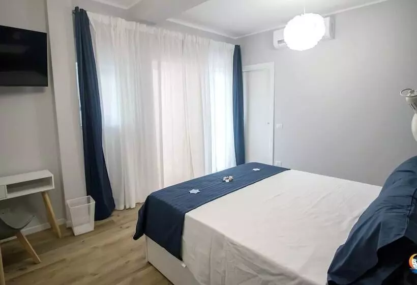 Aamiaismajoitus (B&B) Baia Di Luna