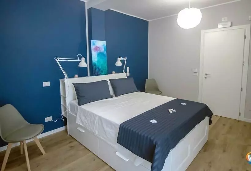 Aamiaismajoitus (B&B) Baia Di Luna