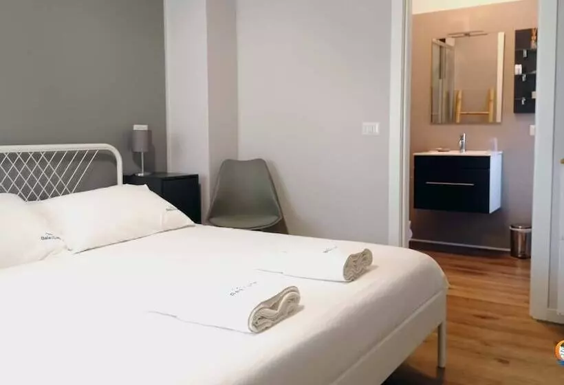 Aamiaismajoitus (B&B) Baia Di Luna