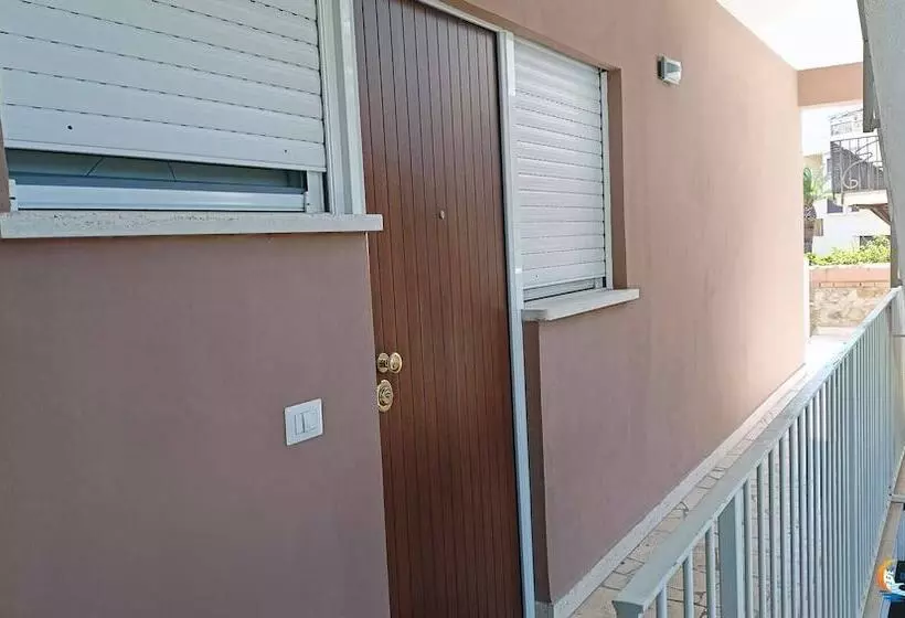 Aamiaismajoitus (B&B) Baia Di Luna