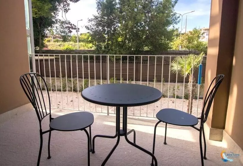 Aamiaismajoitus (B&B) Baia Di Luna