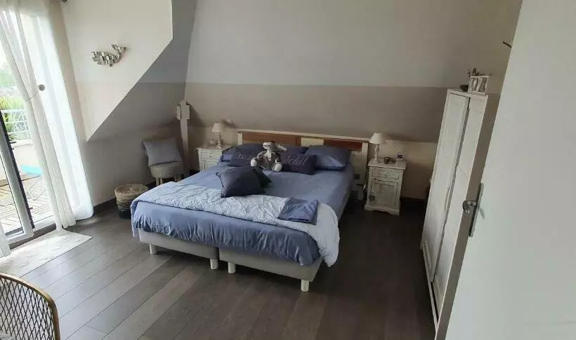 Aamiaismajoitus (B&B) Les Chambres De Fontenon