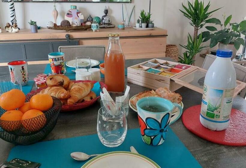 Bed and Breakfast Les Chambres De Fontenon